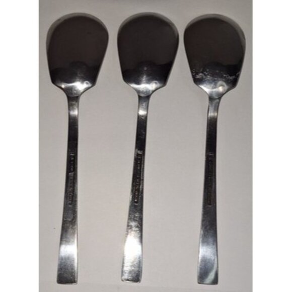 OXH60 Oxford Hall 3 Sugar Spoons Flatware Fleur De Lis Japan - Picture 5 of 9